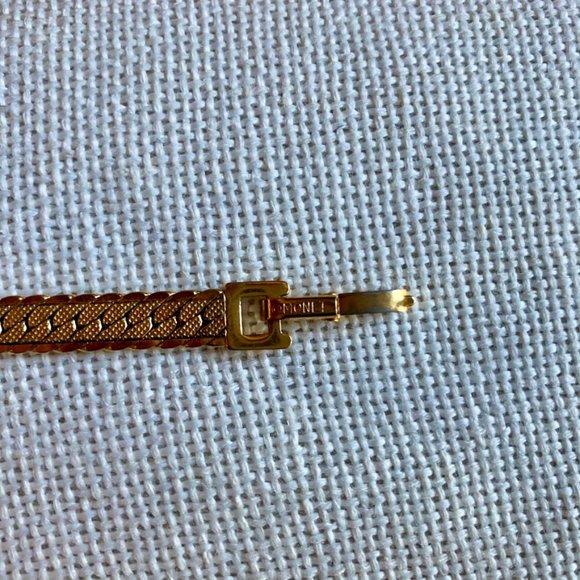 Monet gold plated bracelet - Picture 6 of 11